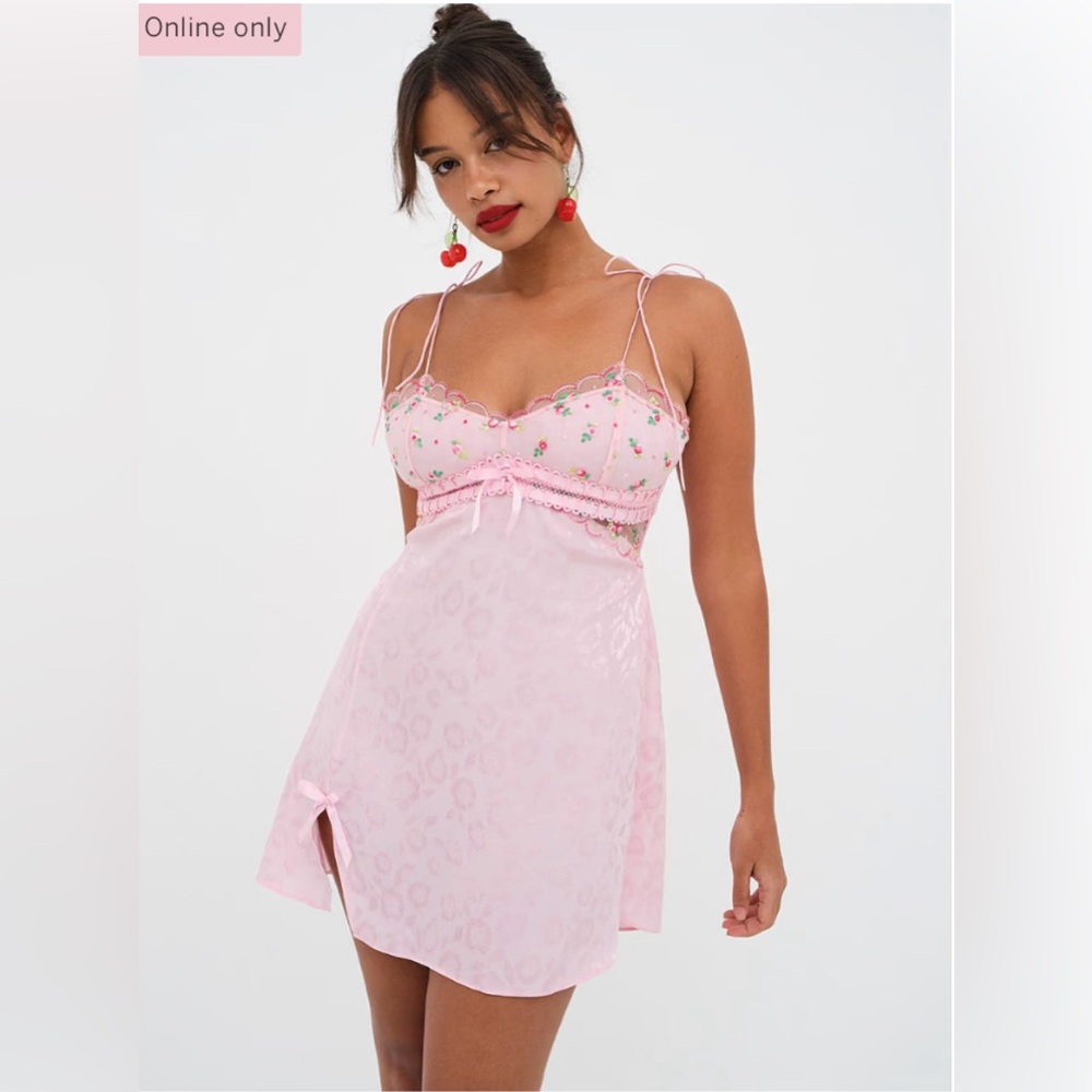 For Love And Lemons Pink Floral Chemise - Picture 1 of 7